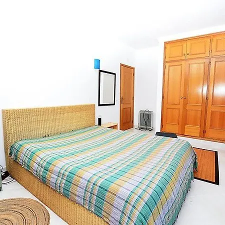 فيلة Casa Dos Cestos